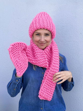 Total Beginner Scarf & Beanie Kits