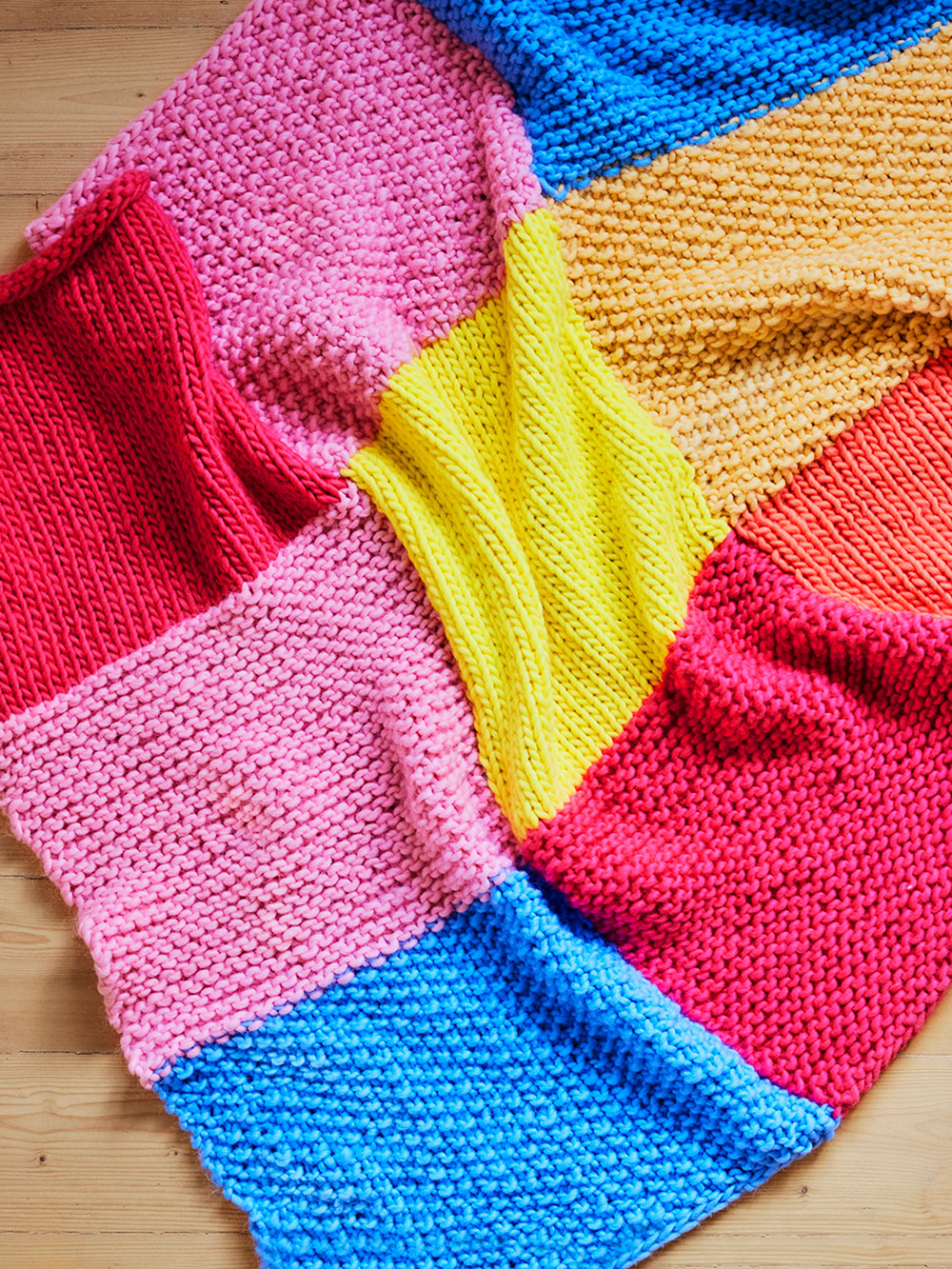 How to Knit a Blanket Knitting Kit